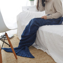 Load image into Gallery viewer, 3 Sizes Mermaid Tail Blanket Yarn Knitted Handmade Crochet Mermaid Blanket Kids Throw Bed Wrap Super Soft Sleeping Bed